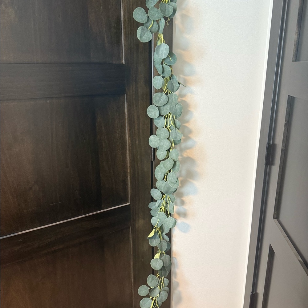 Elegant Greenery Garland for Home Decor